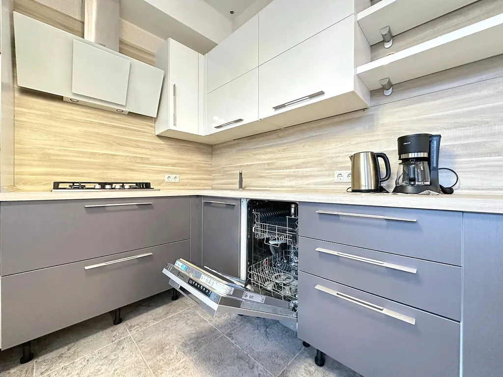 3-комнатная квартира в центре рядом с набережной