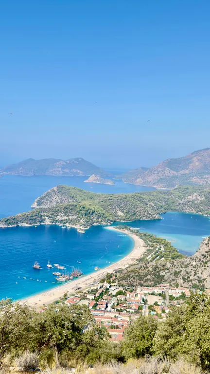 Уютная квартира с видом на бассейн в Оваджике у моря