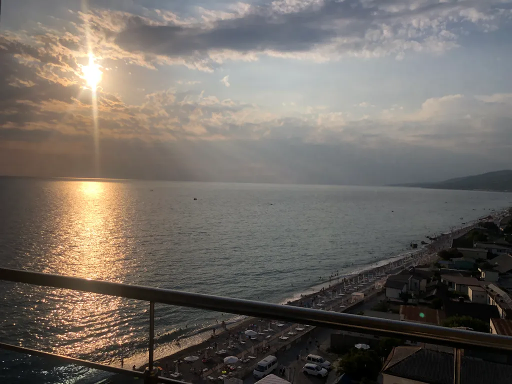 Квартира Двухкомнатная квартира «Красивые глазки» — Лазаревское