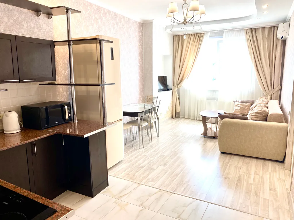 Квартира Квартира Сочи на ладони! Центр. Парковка. Кухня-гостиная и две спальни. — Сочи