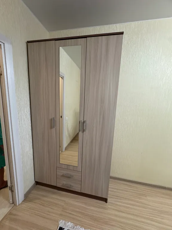 Большая евро-двухкомнатная квартира в самом центре у ТЦ Титан Арена.