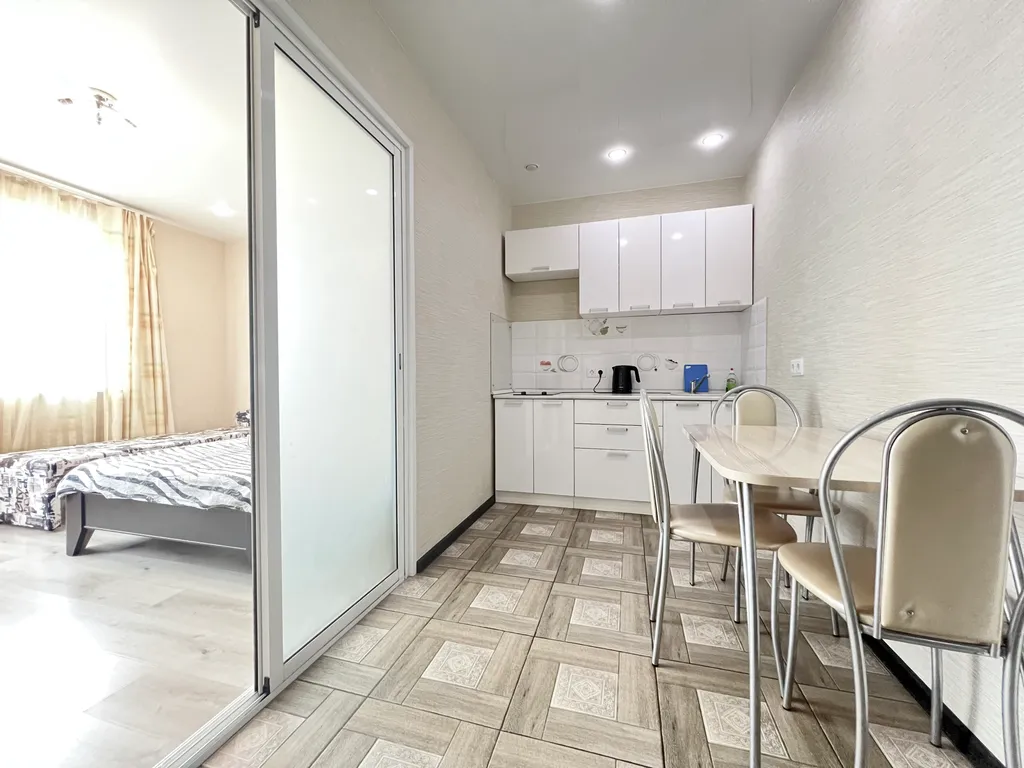 Уютная студия на Хрустальной