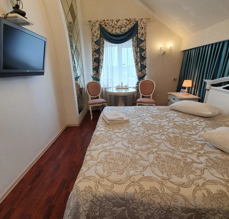 Двухместный улучшенный Делюкс "Мансарда"