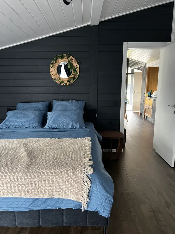 Дом на берегу пруда в Эко-местечке с банным чаном