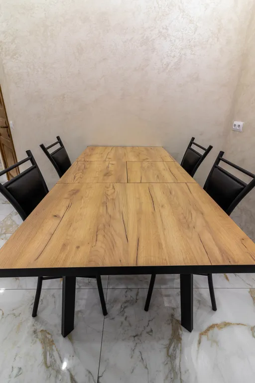 Двухкомнатная апартаменты   с теплым бассейном  у моря.