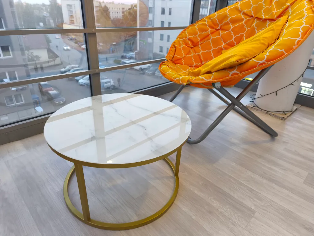 Новая квартира с панорамным балконом в расширенном центре