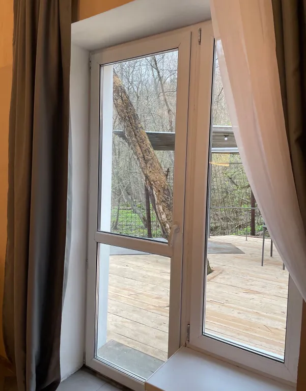 Дом на реке