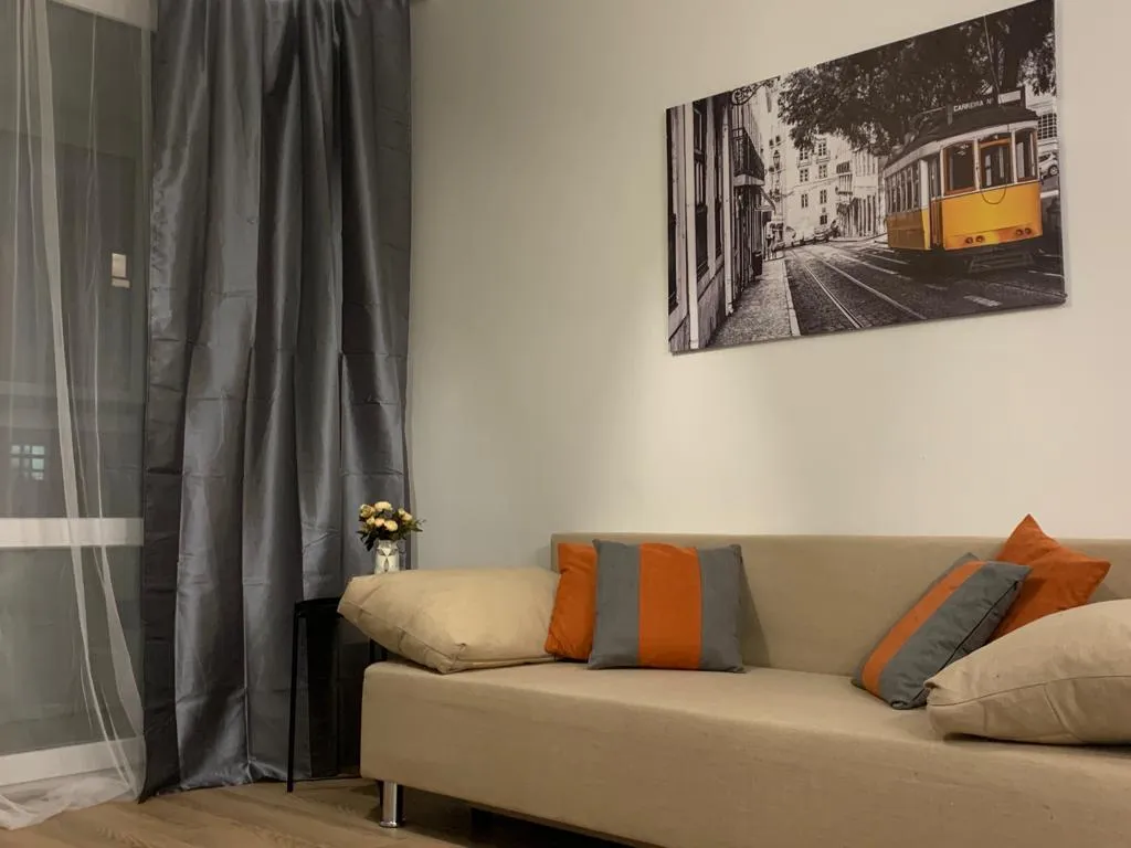 Евродвушка с кондиционером у Онкоцентра имени Цыба