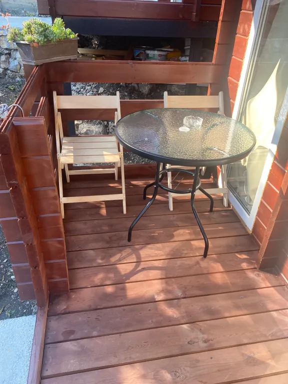 Коттедж у водопада