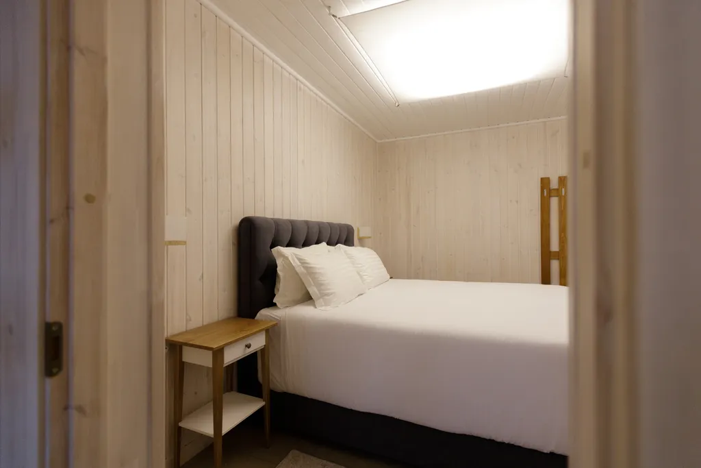 Дом с видом на озеро