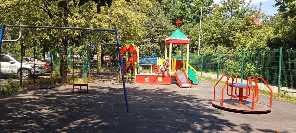 Квартира Квартира Центр города! 3 изолированные комнаты, 3 кровати — Калининград