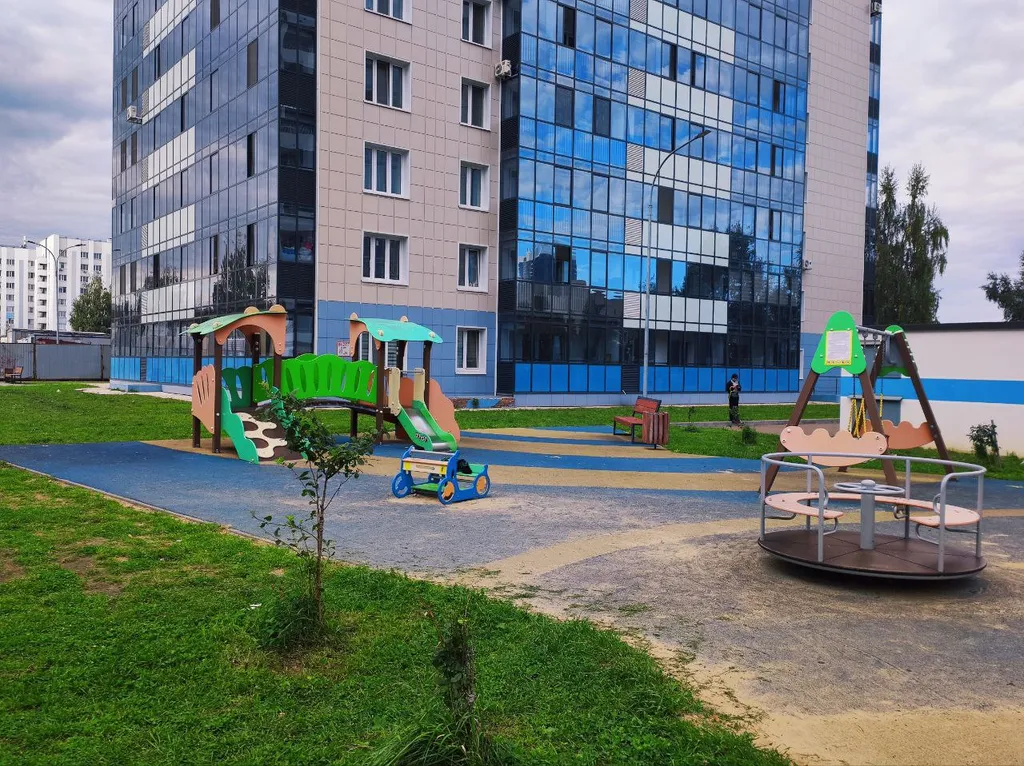 Уютнaя cветлaя квартира в центре с пoтpясающим видом