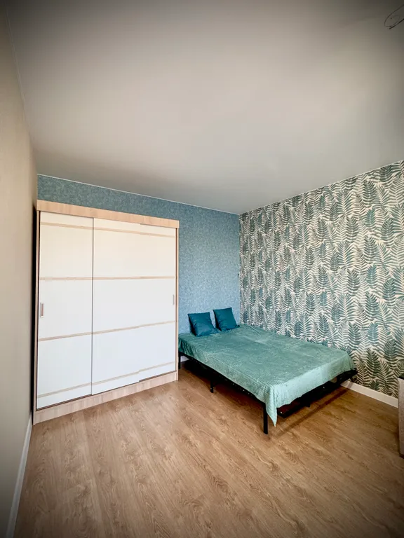 Квартира рядом с центром, удобно доехать от вокзала и аэропорта, рядом с госпиталем