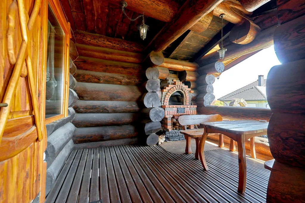 Шале с баней бассейном и видом на озеро