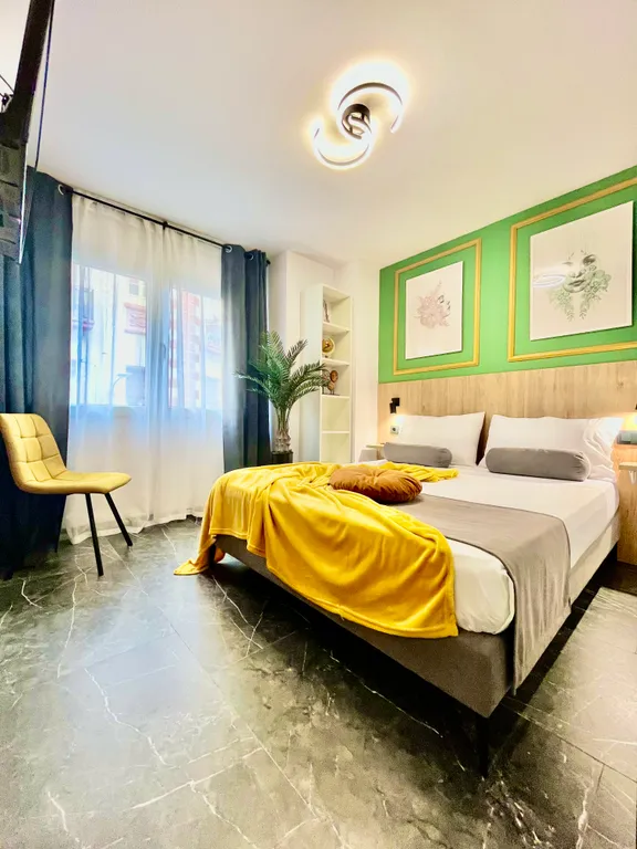 Олива, апартаменты с видом на город