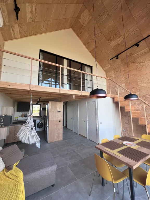 Дом с 2 спальнями и террасой с видом на море