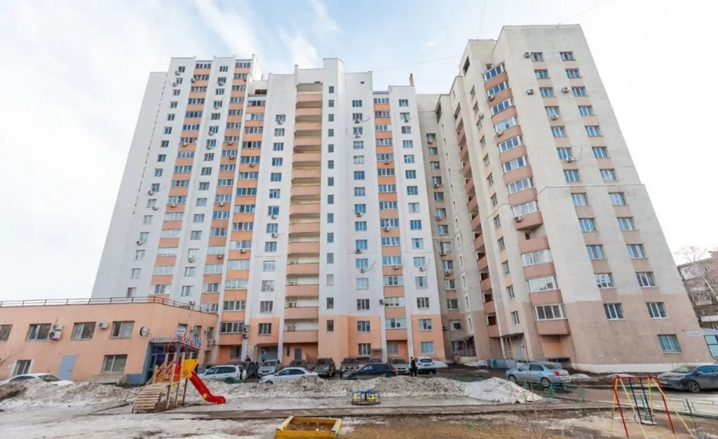 Квартира Апартаменты Квартиркаплаза у ТЦ Аврора с огромным проекционным экраном — Самара