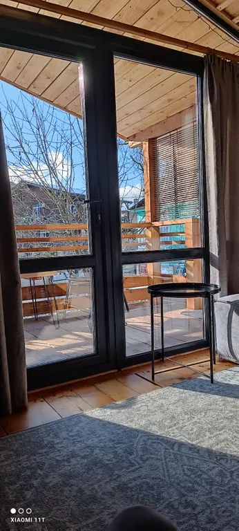 Домик в эко стиле с видом на горы