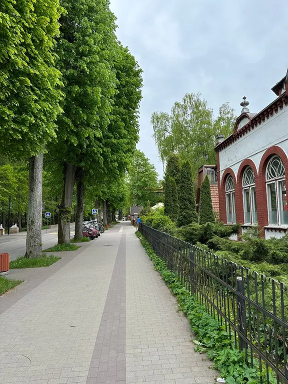 Новые апартаменты с большой террасой