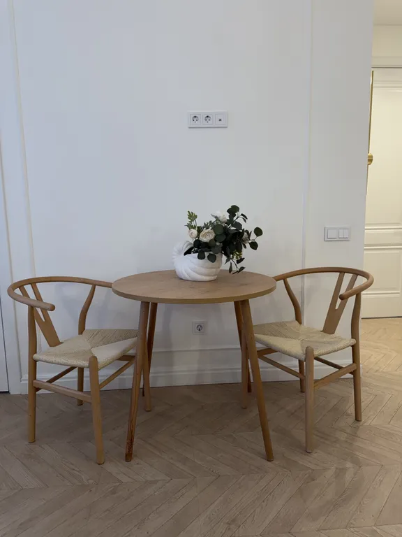 Современный апартамент в тихом районе