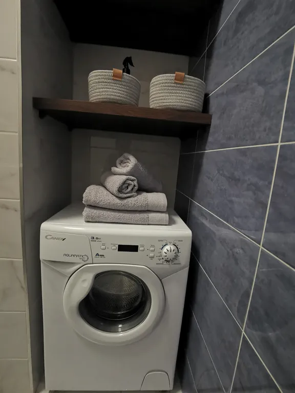 Стильная однокомнатная квартира с  панорамным видом а город