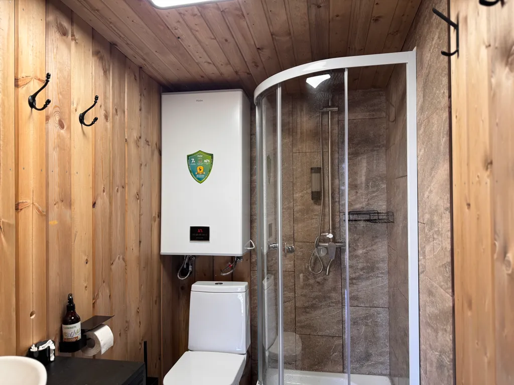 Номер в двухномерном коттедже с одноместными кроватями