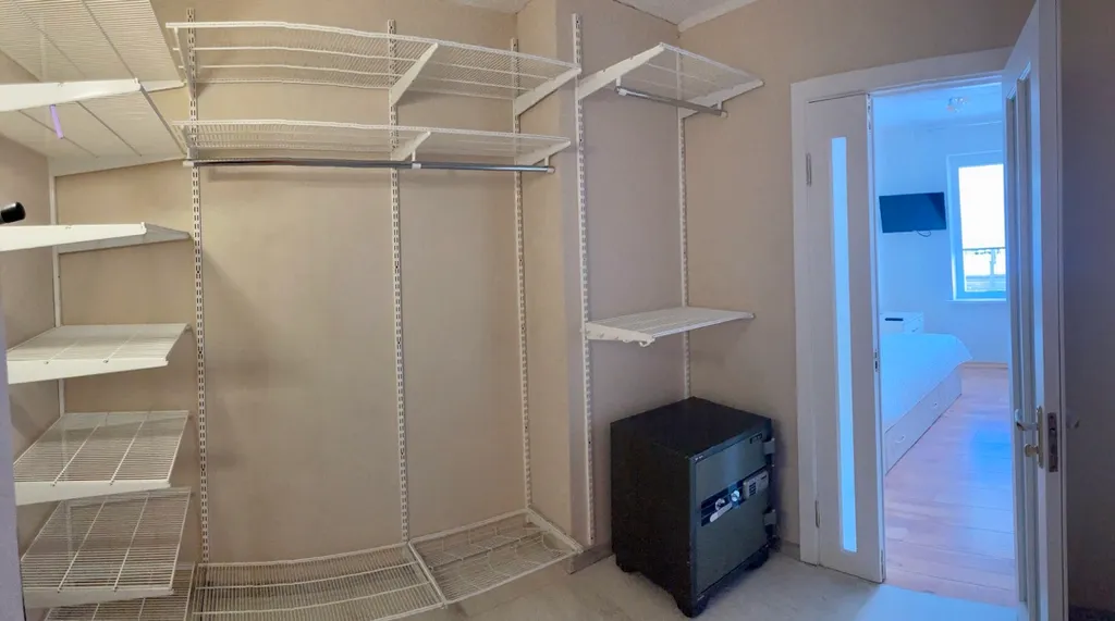 Квартира 3-комнатная Квартира — Минск