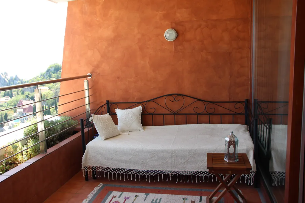 Апартаменты с самым панорамным видом на море и горы в Гурзуфе