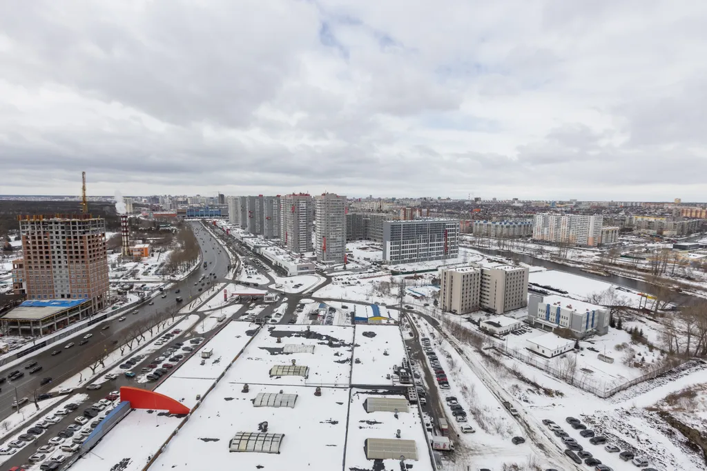 Видовая квартира на 25 этаже в центре города