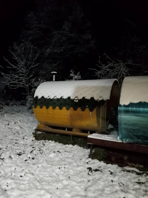 Коттедж Гостевой домик — Луга