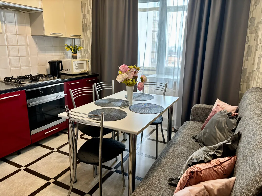 Уютный апартамент на площади Победы в центре города