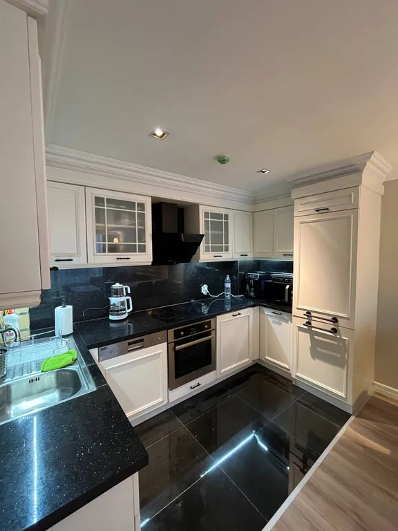 Роскошная квартира с новым ремонтом в комплексе Onkel Residence