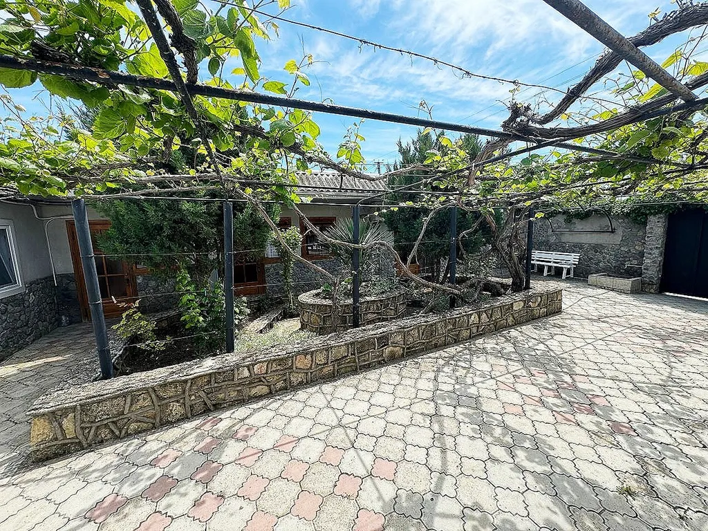 Семейный отдых на море в уютном доме