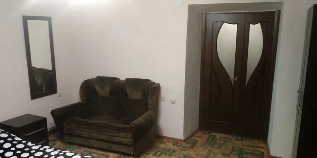 Большая 2-к кв-ра с изолированными комнатами, рядом с Колоннадой
