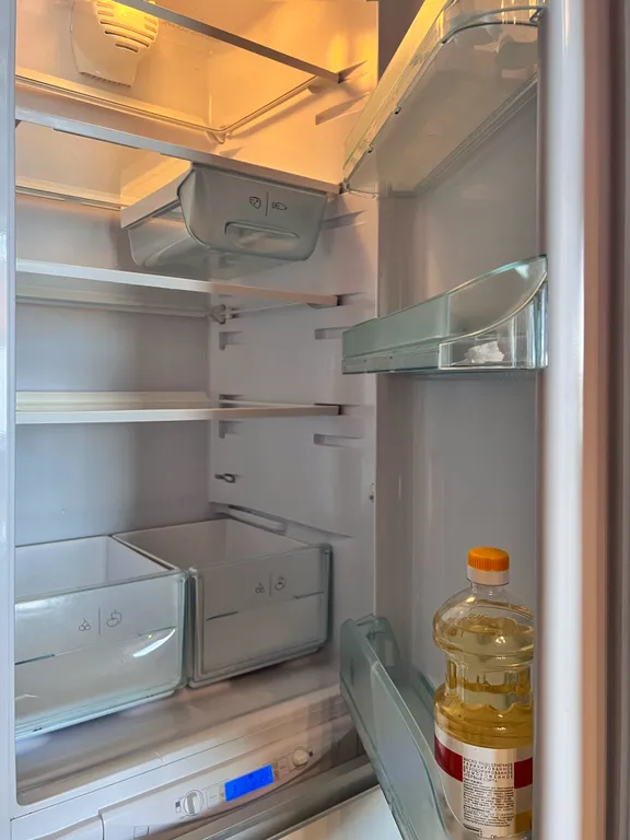 Стильная двухкомнатная квартира с разделенными комнатами в районе ГГМ