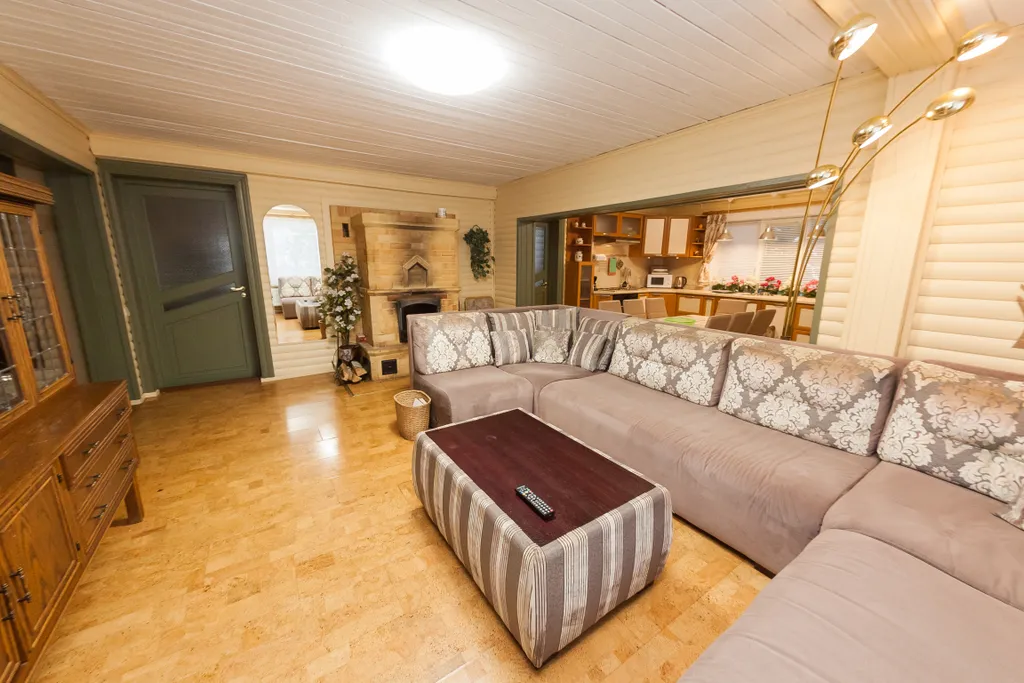 Коттедж Дом у Онежского Озера с баней — Деревянное