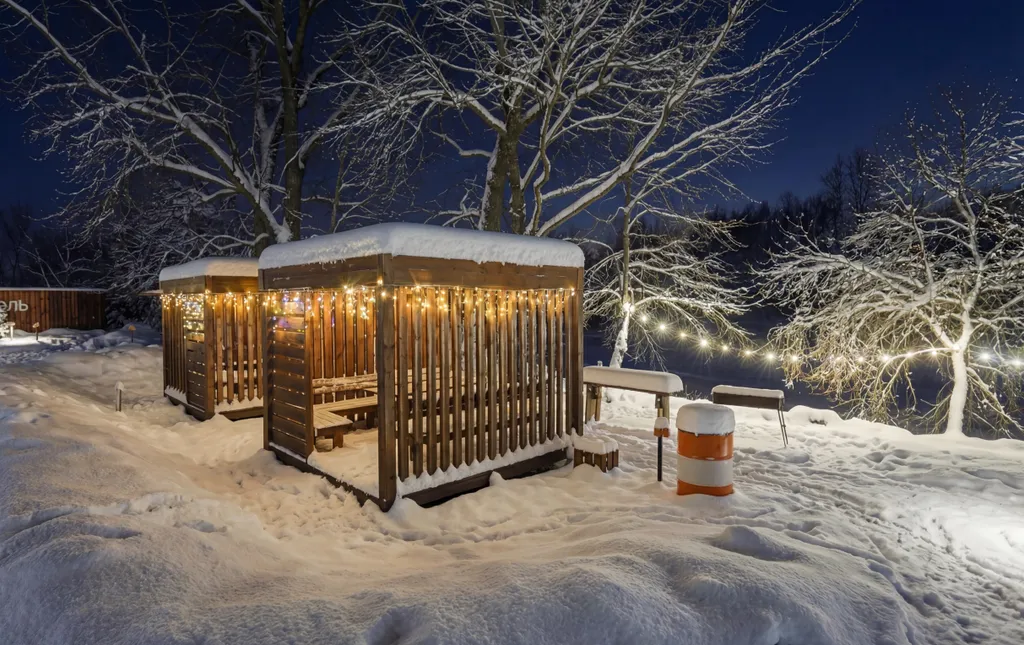 Коттедж Коттедж, современный одноэтажный дом с мансардой — Ногинск