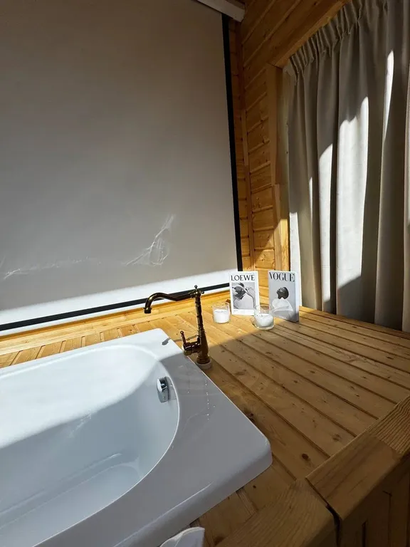 Дом для двоих с ванной и джакузи