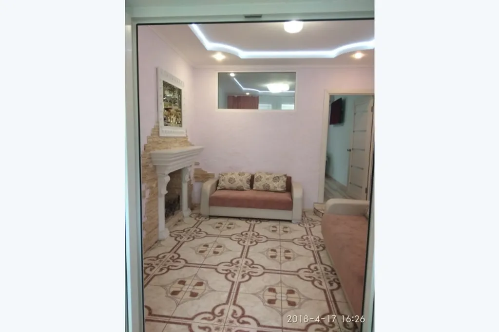 Квартира 2-комнатная Квартира — Евпатория