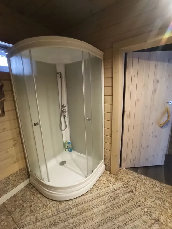 Треугольный дом между Минском, Несвижем и Миром