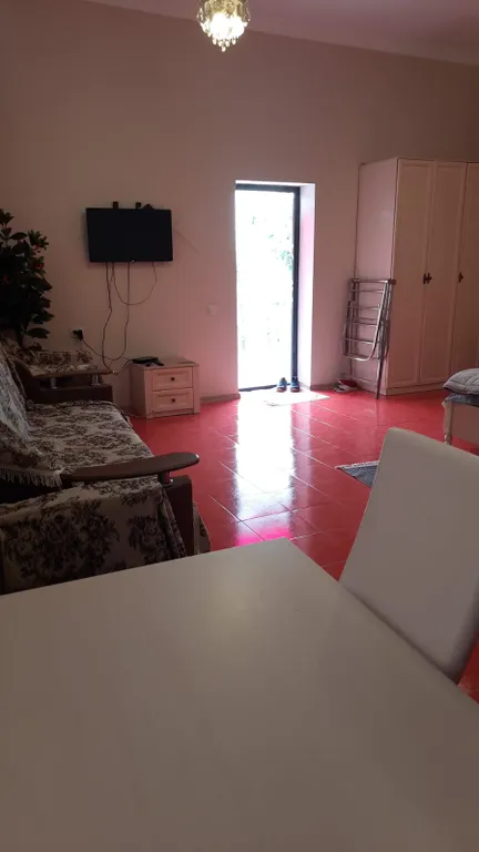 Апартаменты люкс с балконом в 200 метрах от моря с верандой