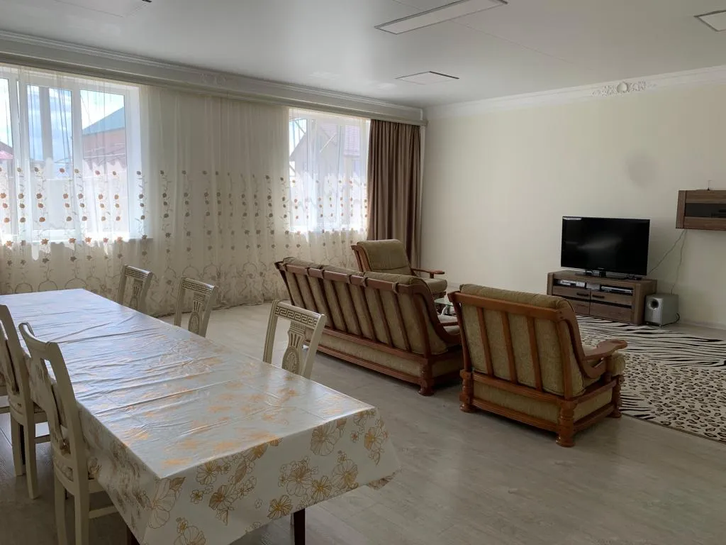 Уютный дом в черте города недалеко от пляжа