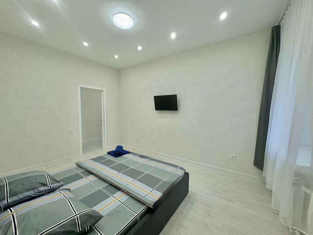 Новая квартира около метро Бурнаковская