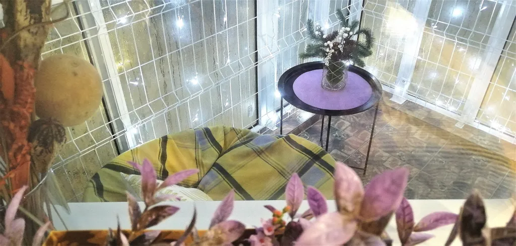 Студия loft с балконом