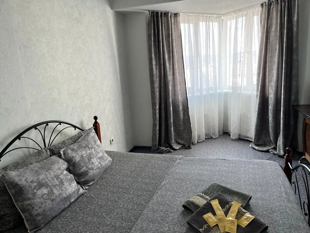 Уютная просторная квартира с джакузи в самом центре