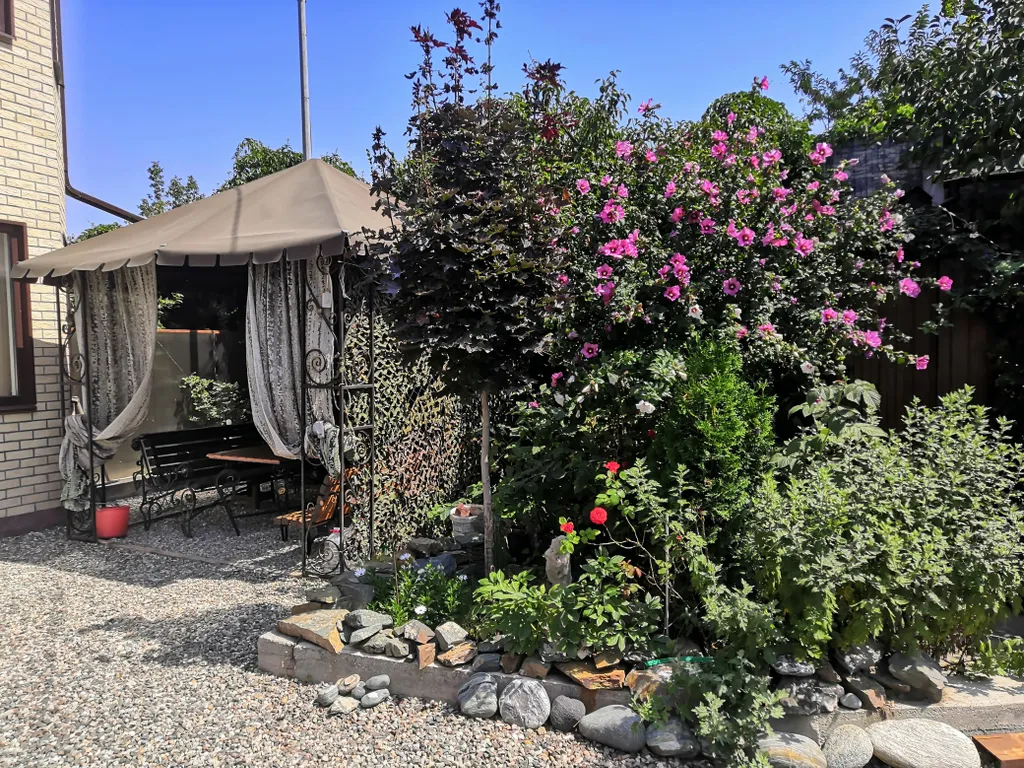 Уютный дом в центре города курорта