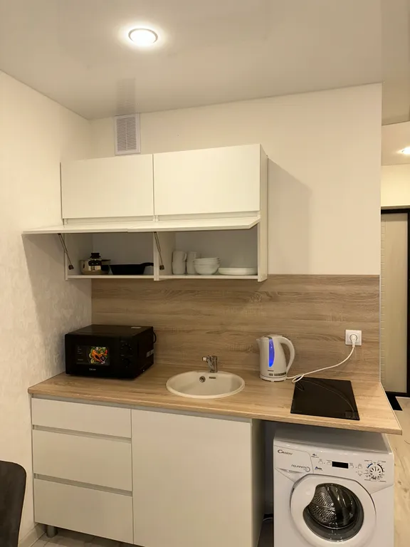 Студия с панорамным балконом