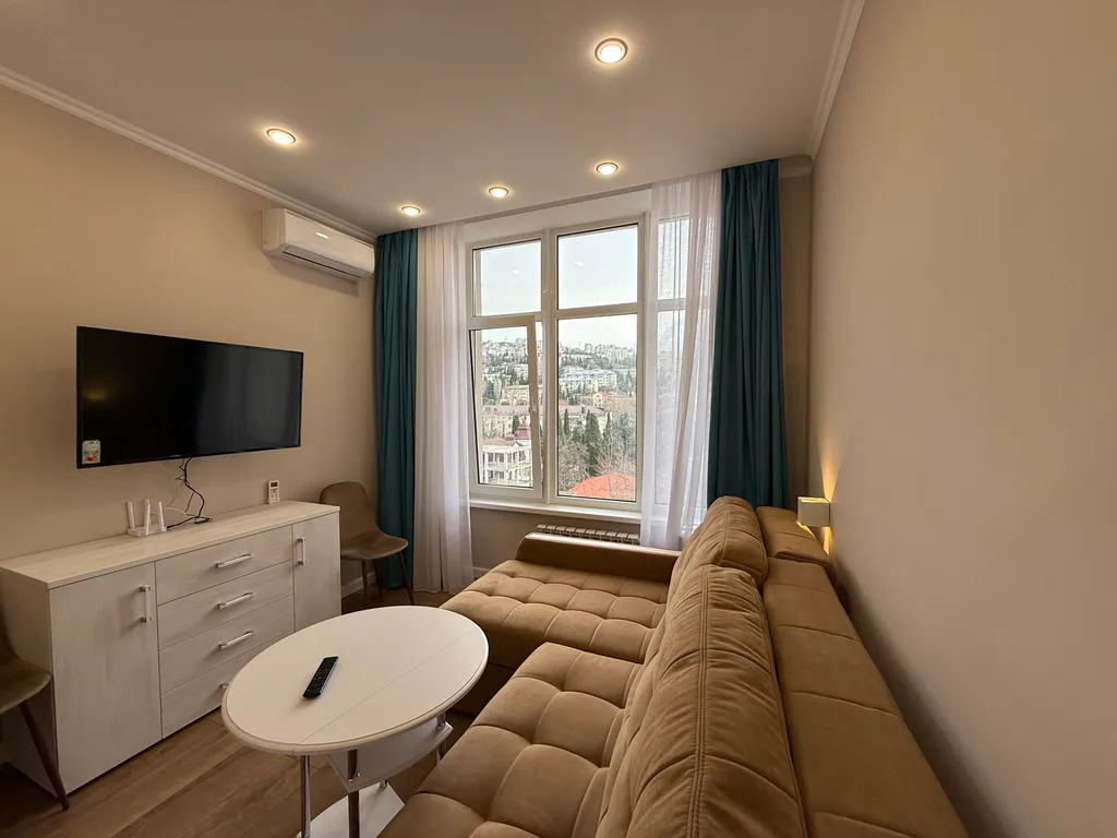 Квартира студия в центре Ялты