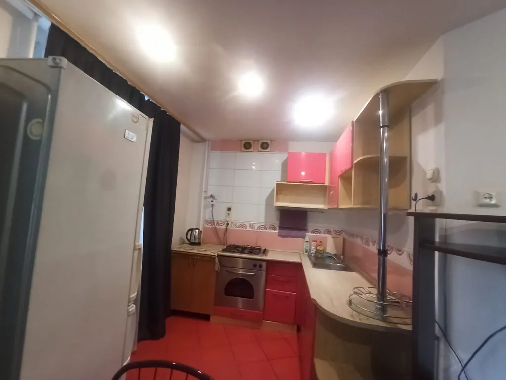 Студия, для командированных, в центре на набережной