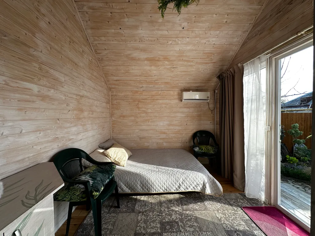 Домик с мини-садом